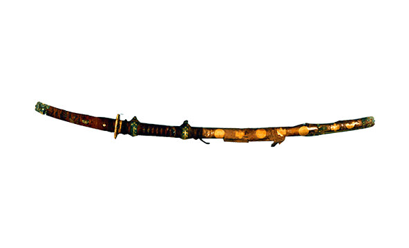 Aventurine-lacquered Aoimon-Chirashi Itomaki-Tachi Sword (Preserved at Sendai City Museum)